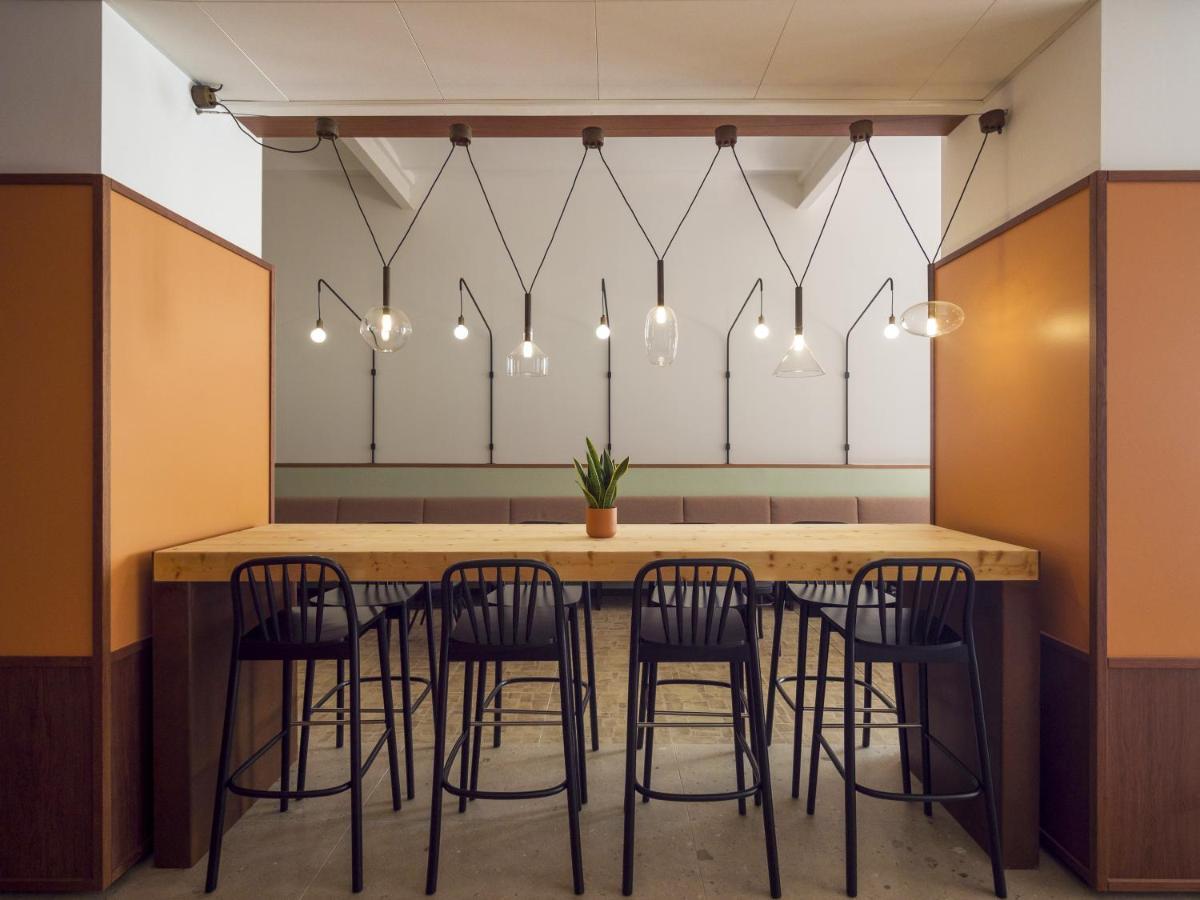 Orangine Hotel L'Hospitalet de Llobregat